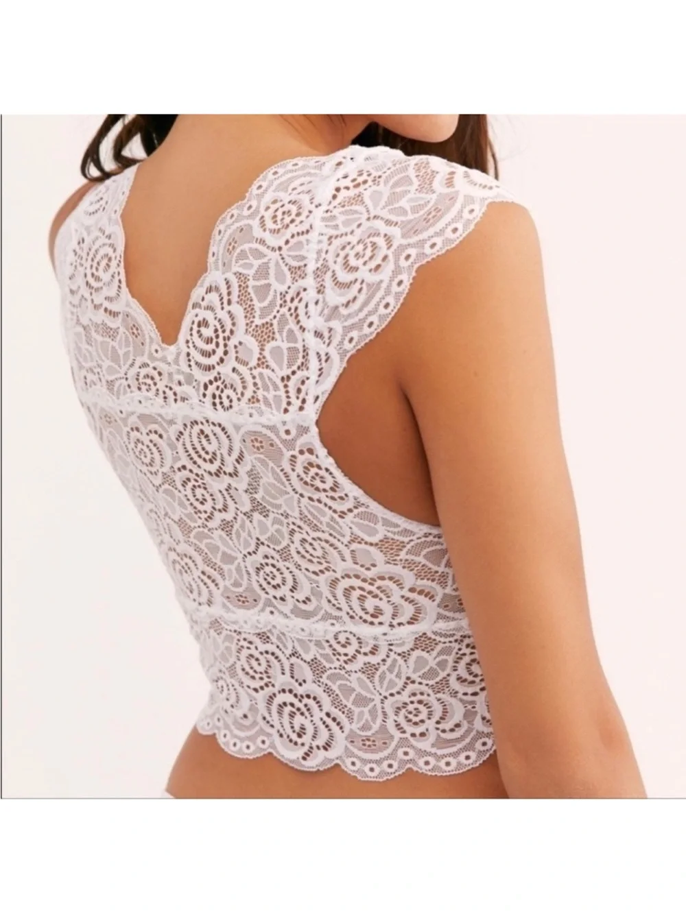 Free People intimately Chase Me Brami Cropped Cami White Lace Cropped Camisole S